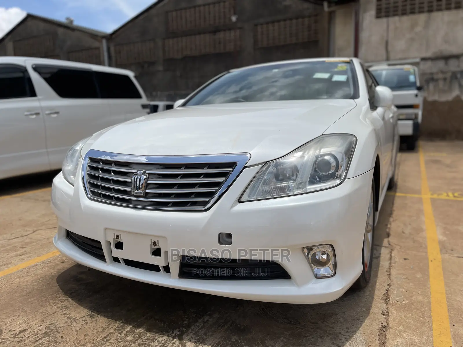 Toyota Crown 2009 White