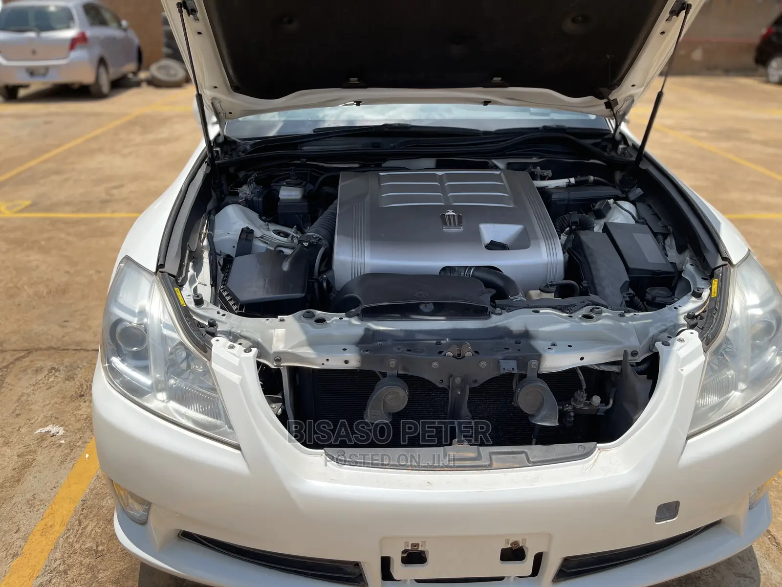 Toyota Crown 2009 White
