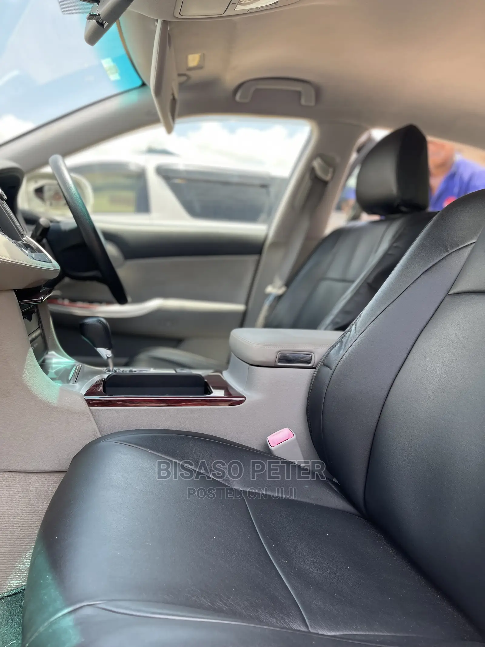 Toyota Crown 2009 White