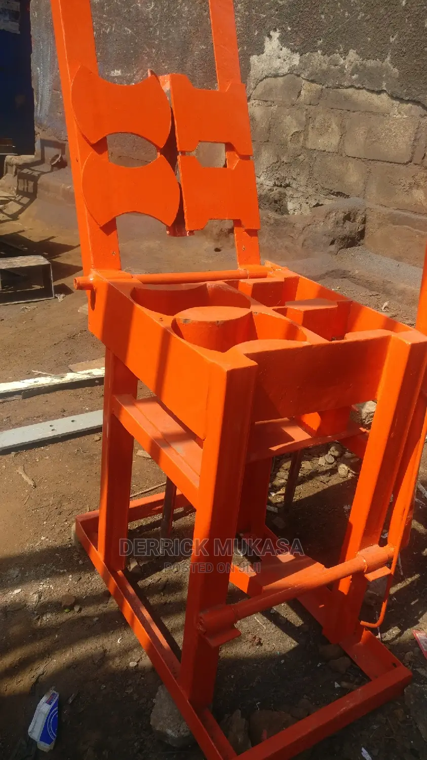 Manual Pavers Machine