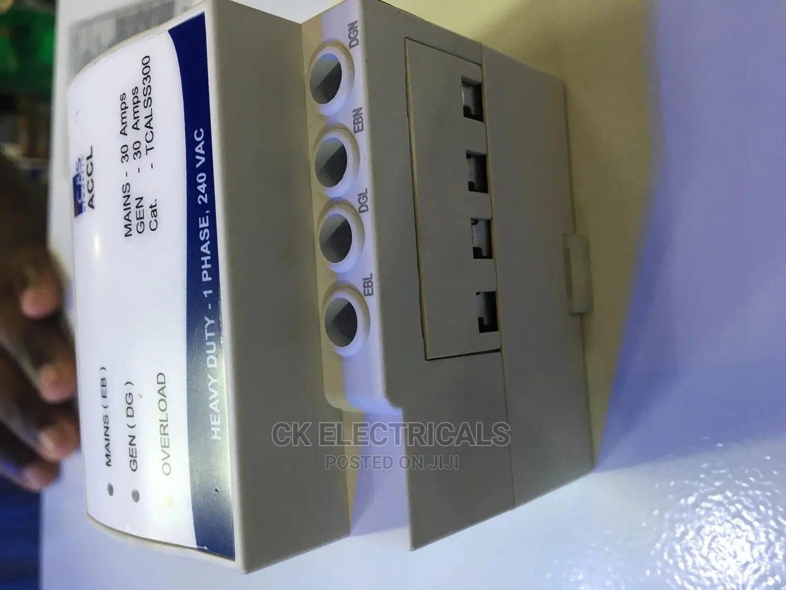 Rail Automatic Change Over (All Amps Available)