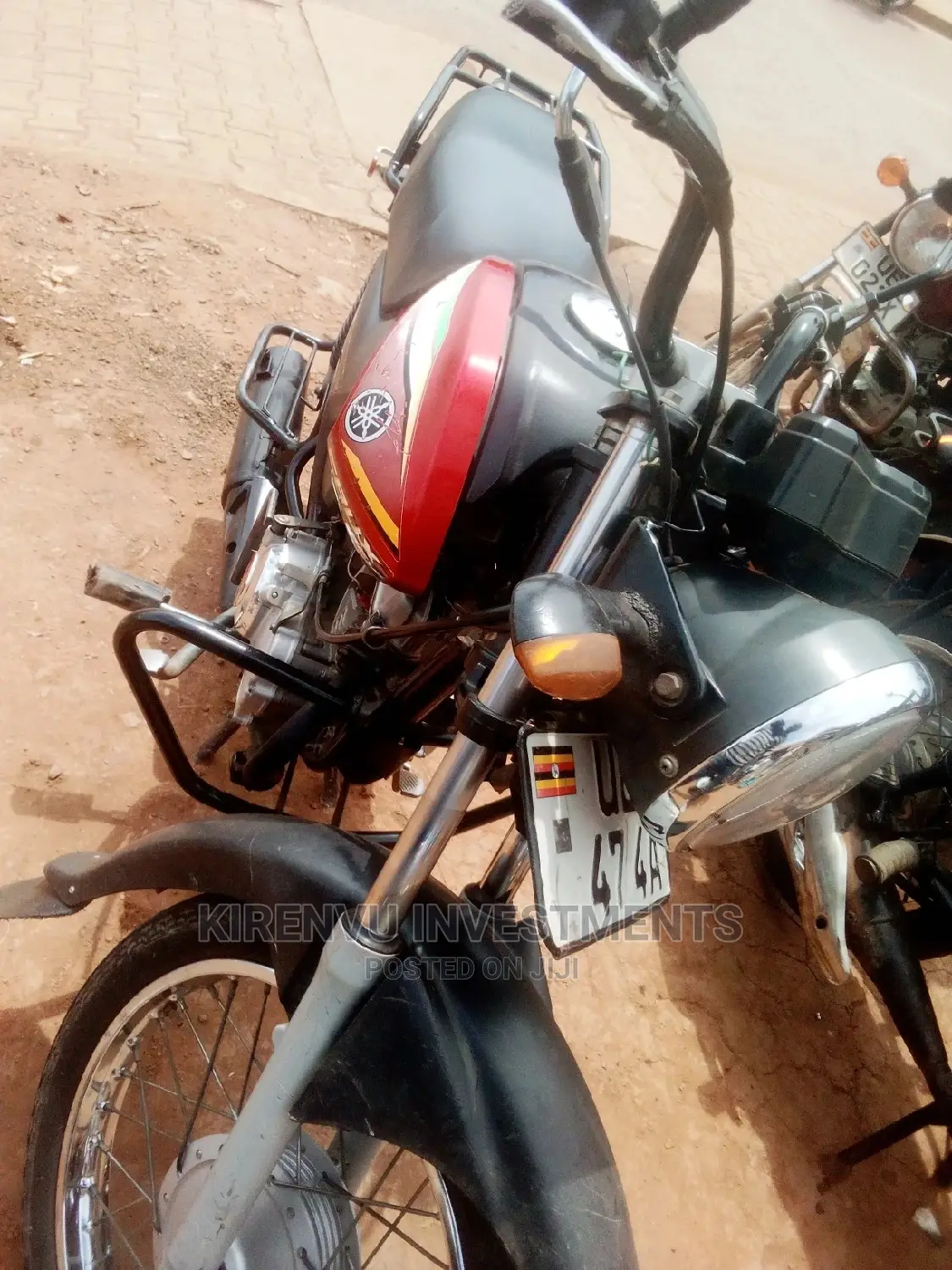 Yamaha Crux 2017 Red