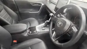 Toyota RAV4 2020 White