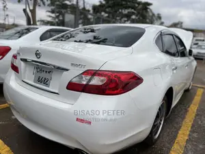 Nissan Fuga 2010 White