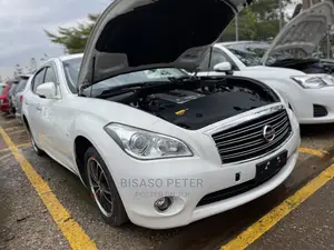 Nissan Fuga 2010 White