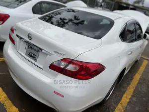 Nissan Fuga 2010 White
