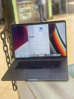 New Laptop Apple MacBook Pro 16GB Intel Core I9 SSD 1T