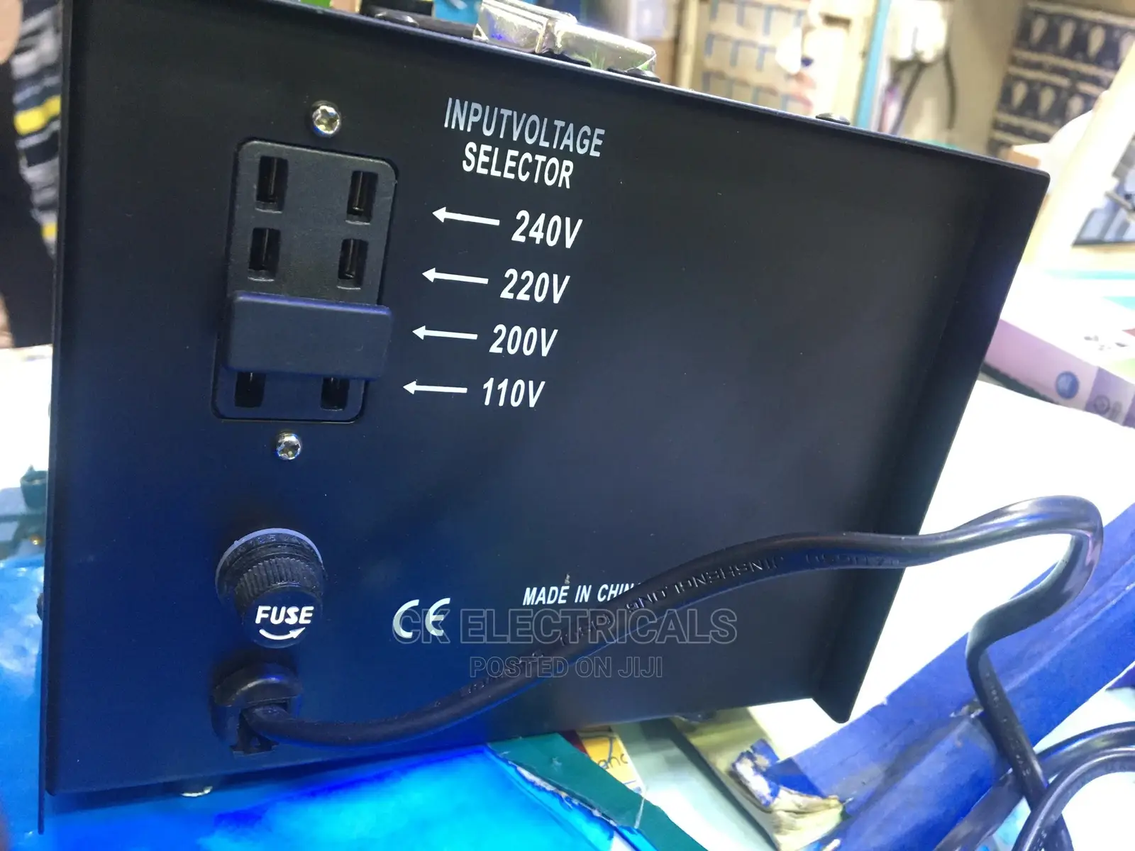 Stabilizer 2000watts Step Up and Down