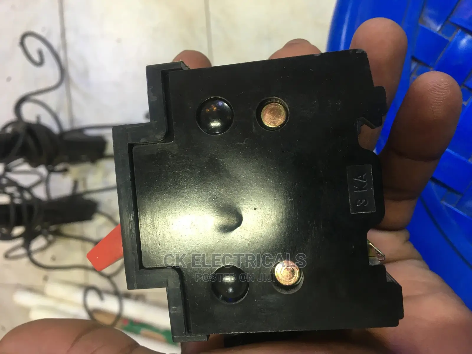 MEM Circuit Breakers and Double Pole(DP) Switches Eaton