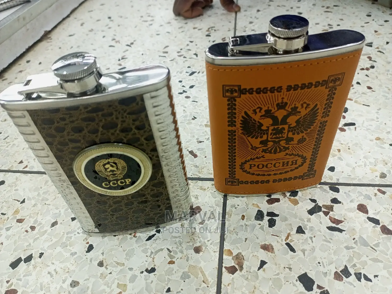 Hip Flask ( Whiskey 9oz)