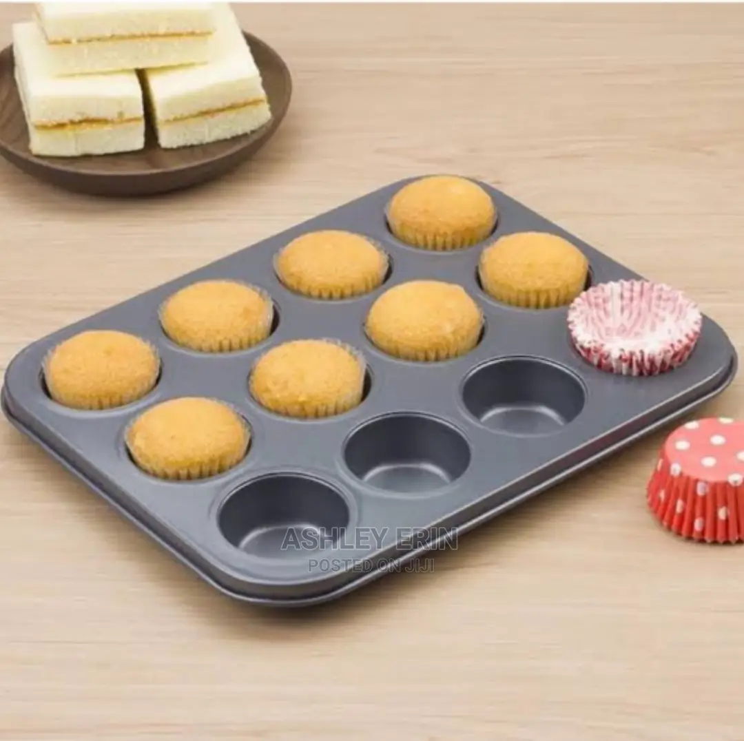 12 Holes Cake Baking Tray