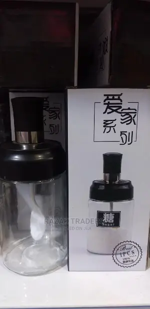 Clear Glass With Integrated Spoon for Storing Spices