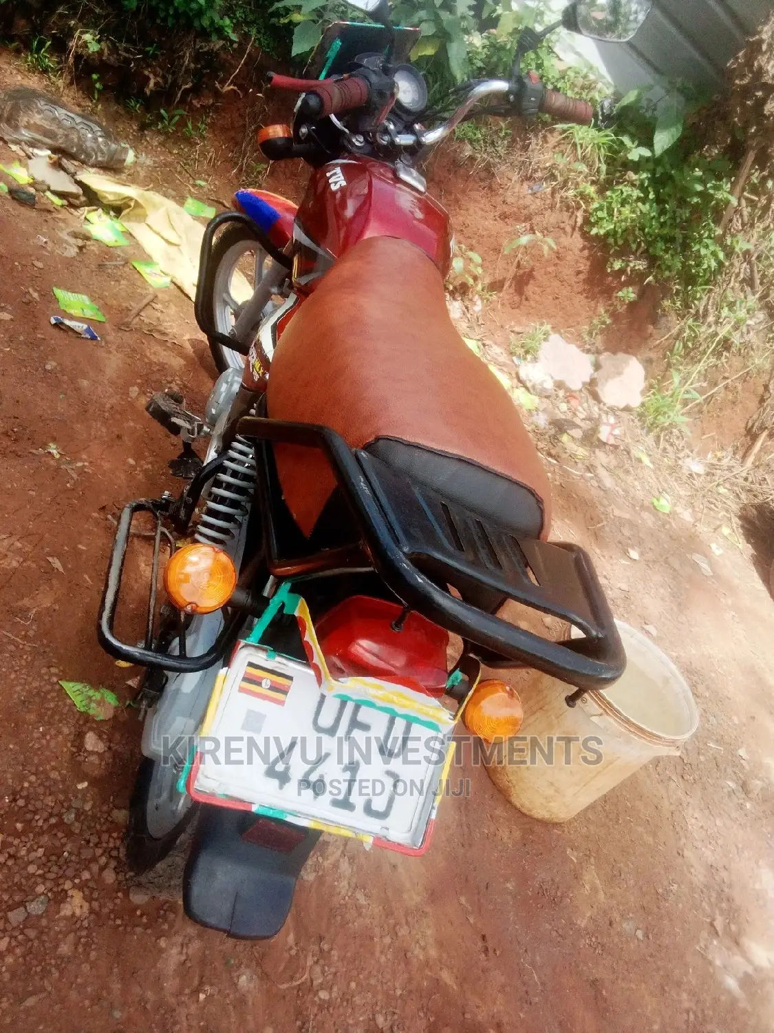 TVS HLX 125 2017 Orange