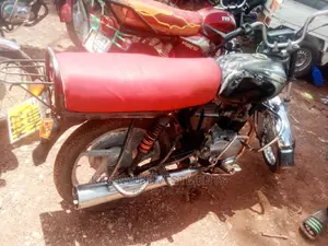 Bajaj Boxer BM100KS 2013 Red