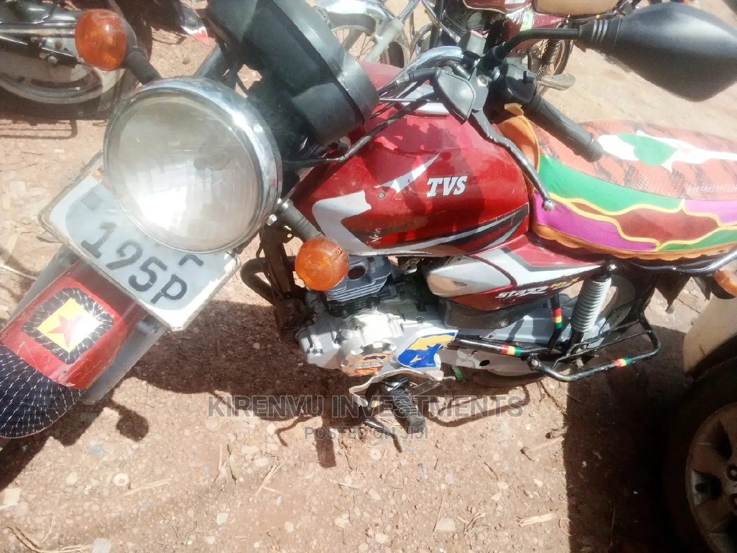 TVS HLX 125 2016 Orange