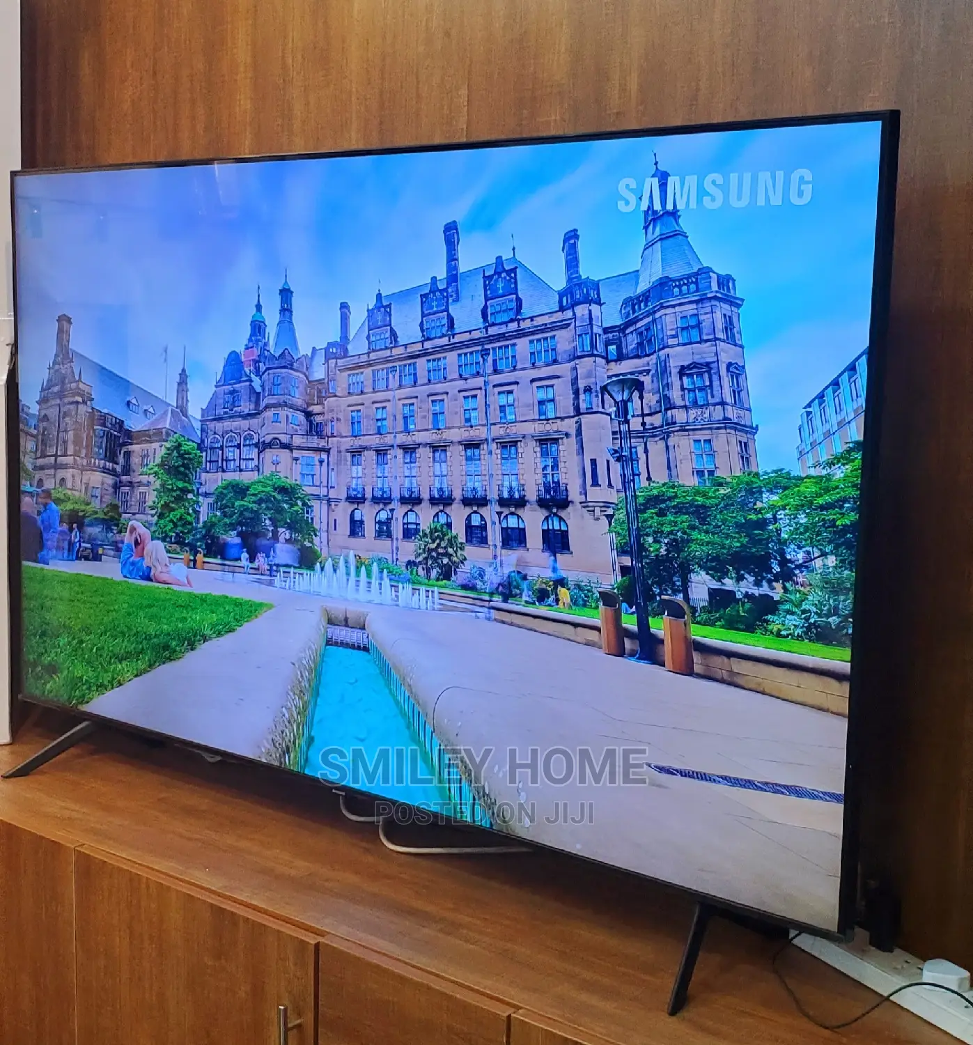 Samsung 75inches