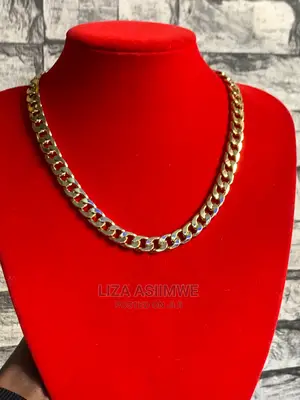 Simple Chains/Necklaces Available