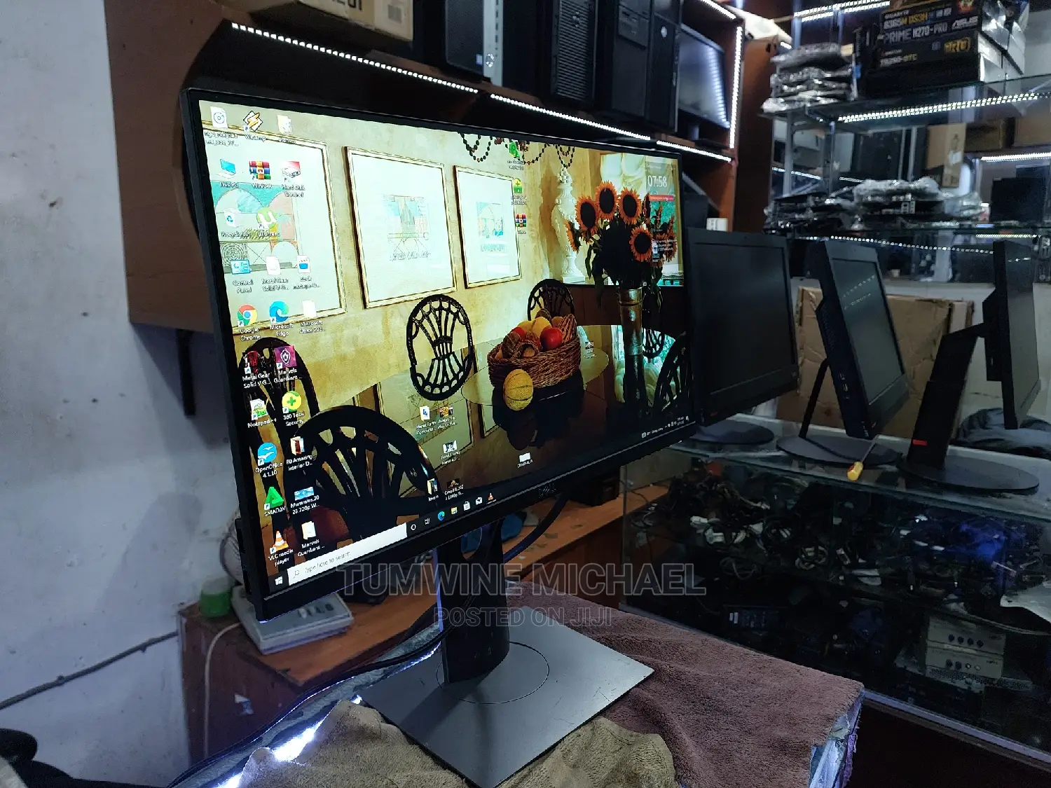 22 Inch Ips Bezeless Monitor