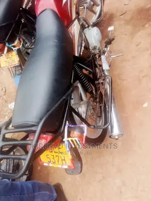 TVS HLX Plus ES 2016 Red