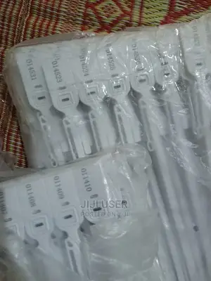 Plastic Seals