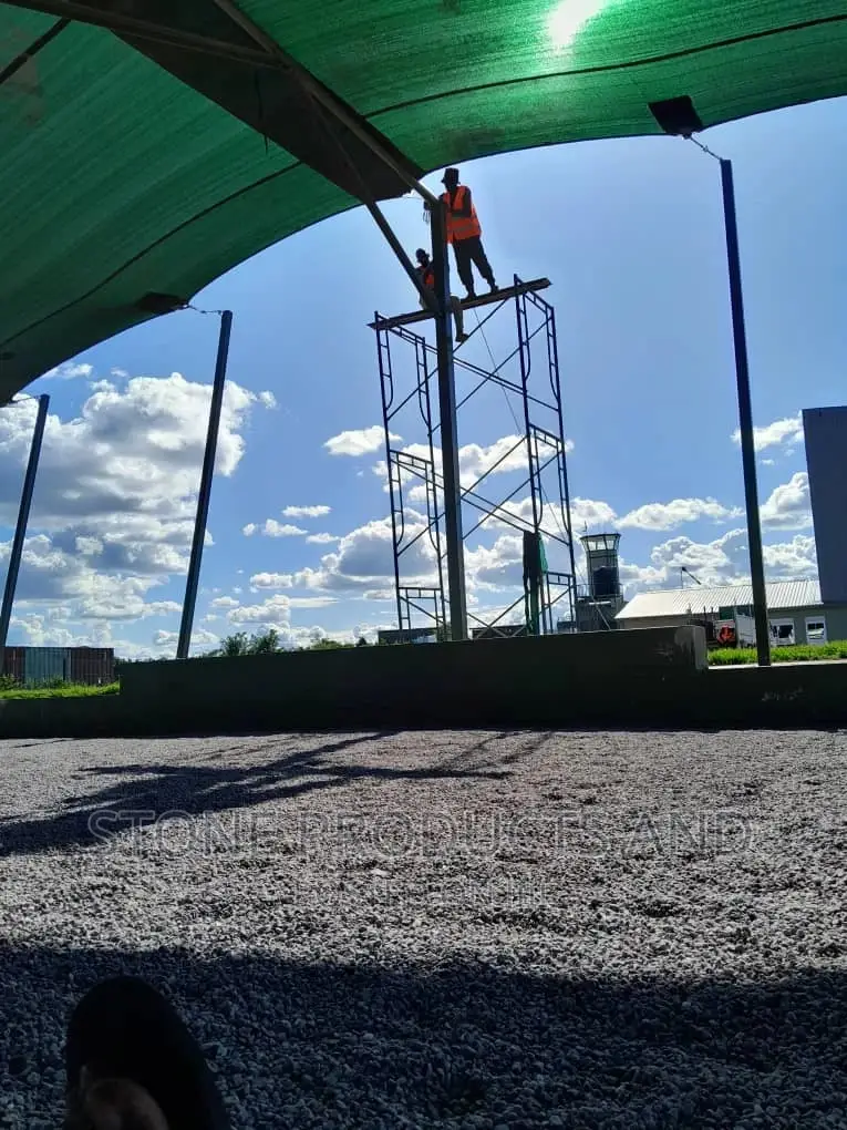 Compound Shade