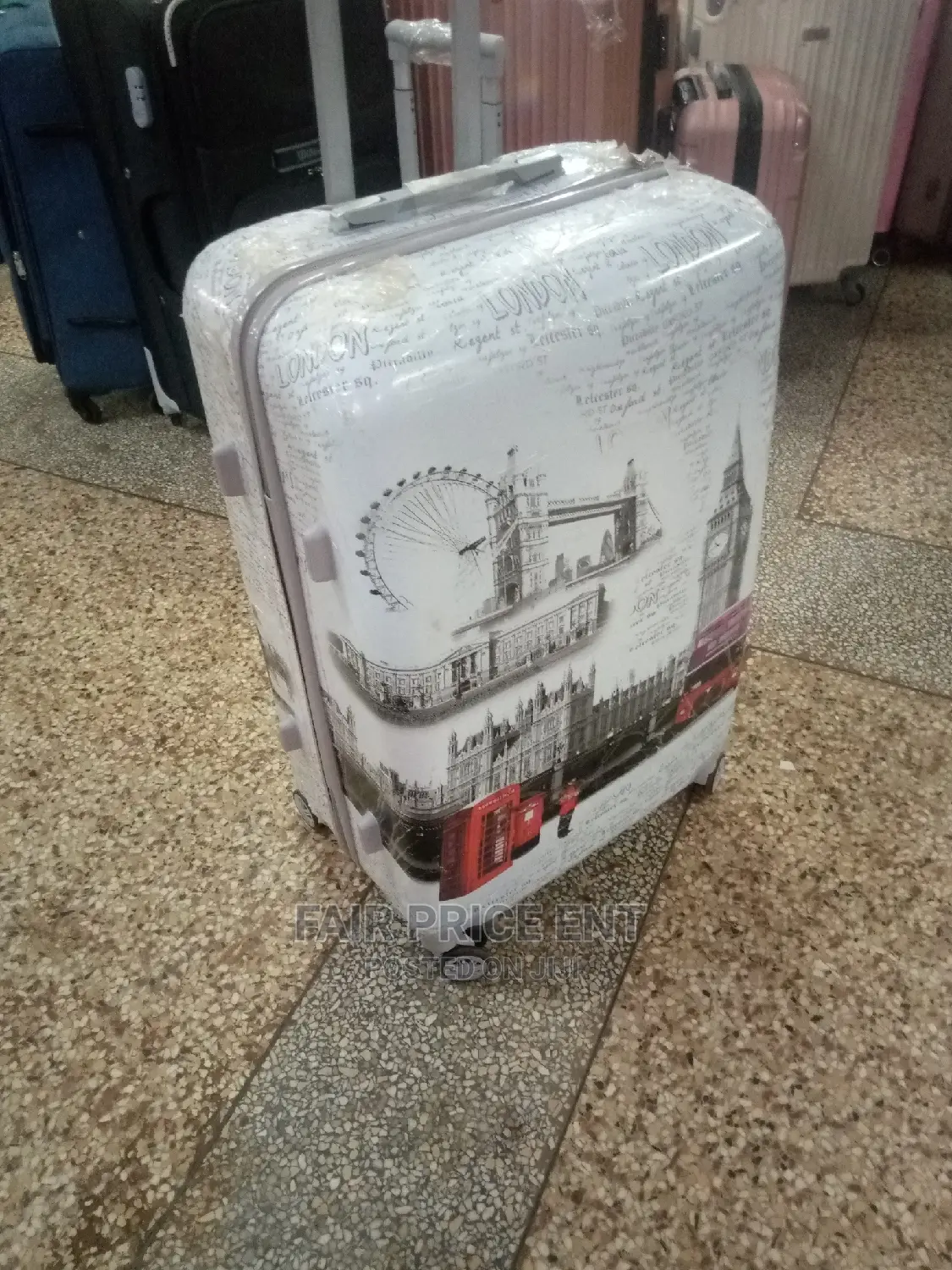 Traveling Style Plastic Suitcase Large ( White)