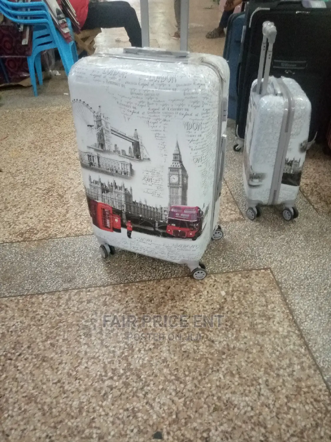 New Style Traveling Plastic Suitcase Medium ( White)