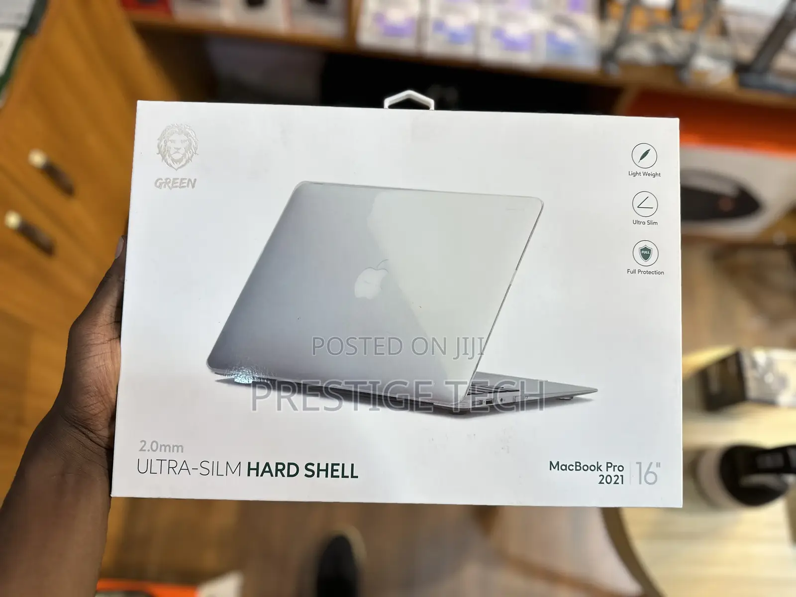 Green Lion High Quality Macbook Pro and Macbook Air Cases