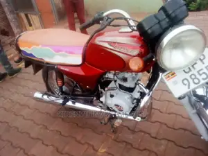 Bajaj Boxer 2020 Red