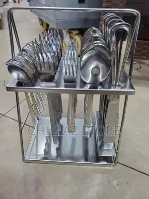 24pcs Cutlery (Spoons, Forks and Knives)Set.