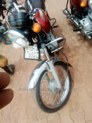 Bajaj Boxer BM100ES 2018 Purple