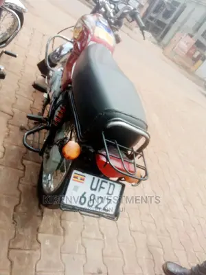 Bajaj Boxer BM100ES 2018 Purple