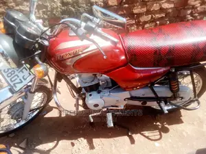 Bajaj Boxer BM100KS 2020 Red
