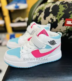 Classic Kids Fashion Sneakers