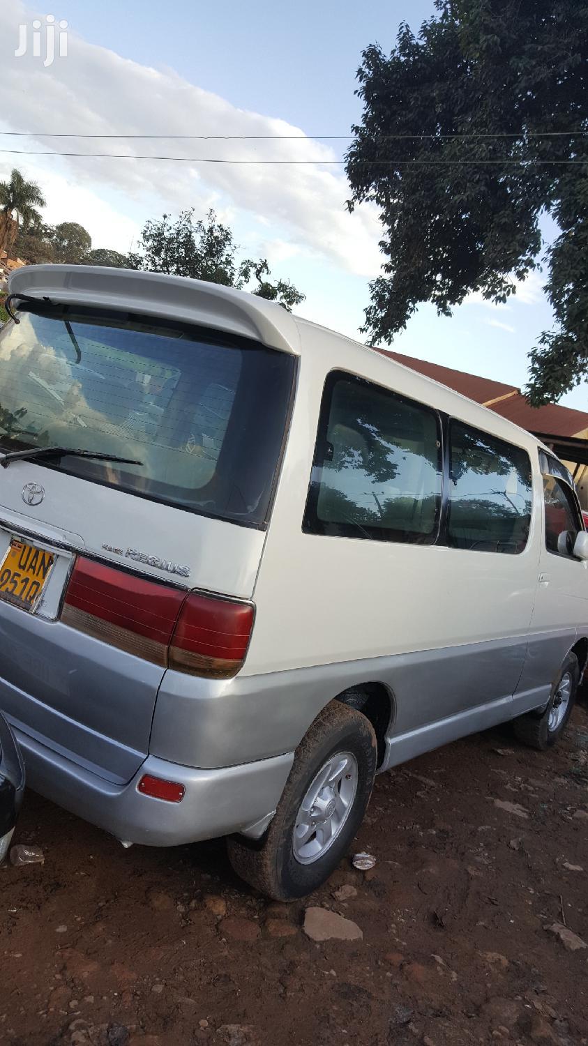 Toyota Regius Van 1996 Gray