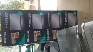 Hisense Microwave 20" Liters