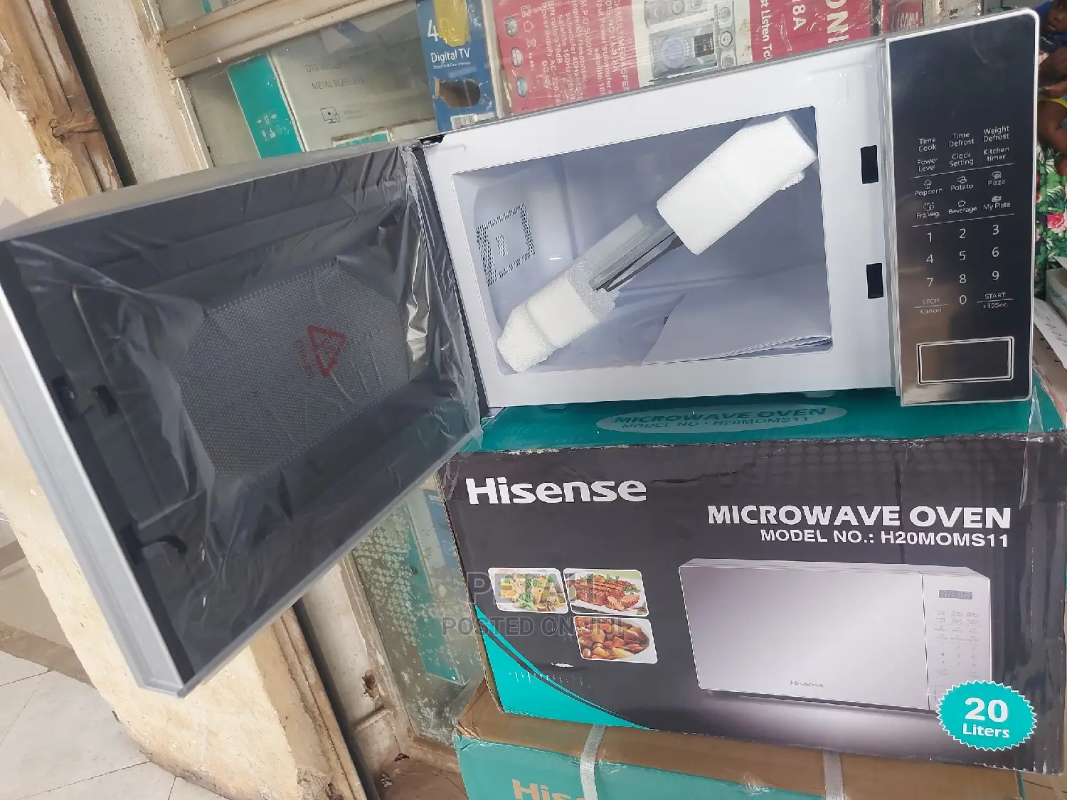 Microwave 20litres HISENSE