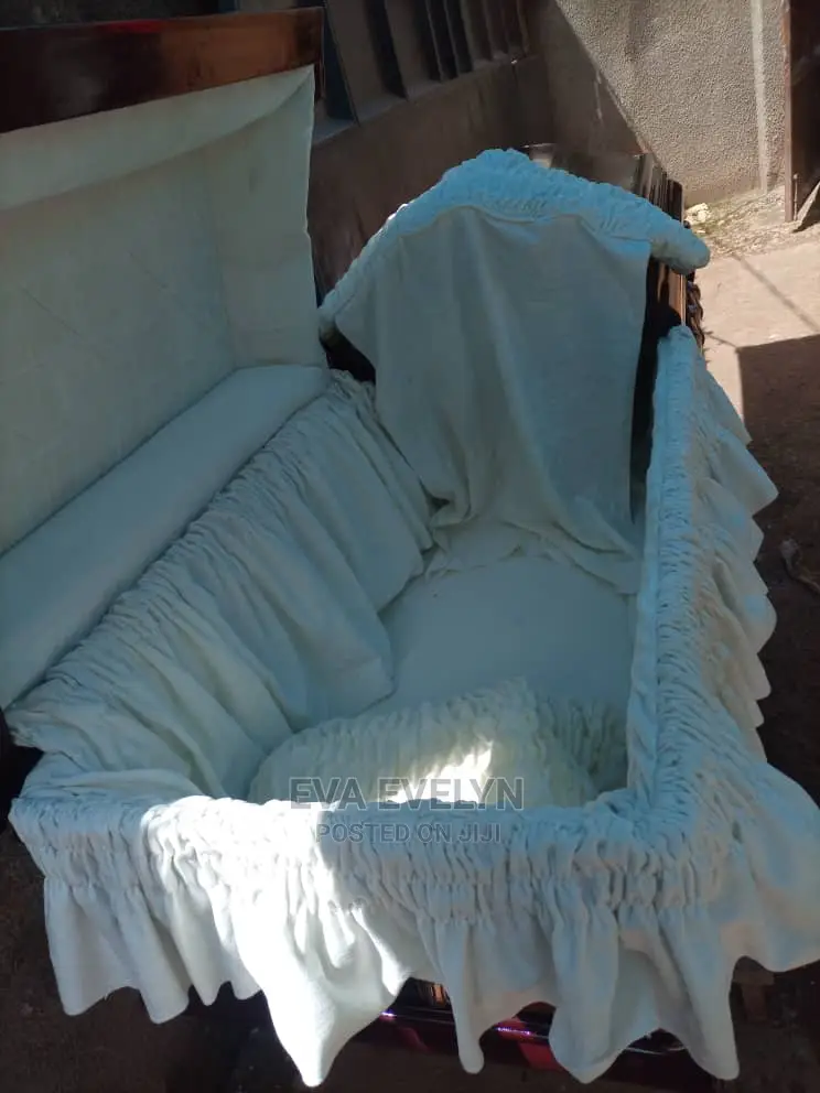 Royal Doom Caskets Executive