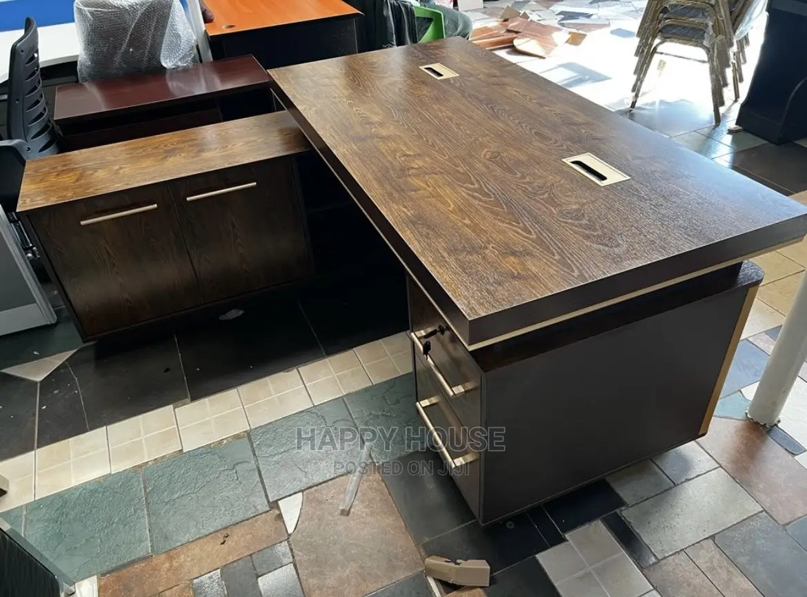 Executive Office Desk (1.6 Meters)