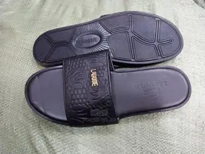 Fabricate Sandals