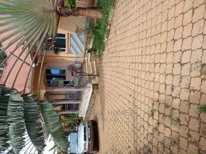 Furnished 4bdrm House in Kira for Sale