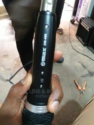 Max DM-400 Wired Microphone