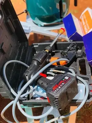 High Pressure Washer/Spray Guns // Rechargeable/Cordless