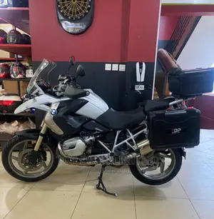 BMW R1200 2010 Gray