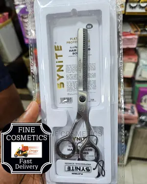 Hair Thinning Scissor Cutting Profesional Salon Hairdressing