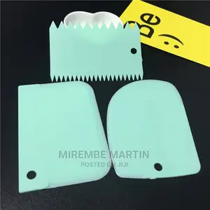 Cake Scraper