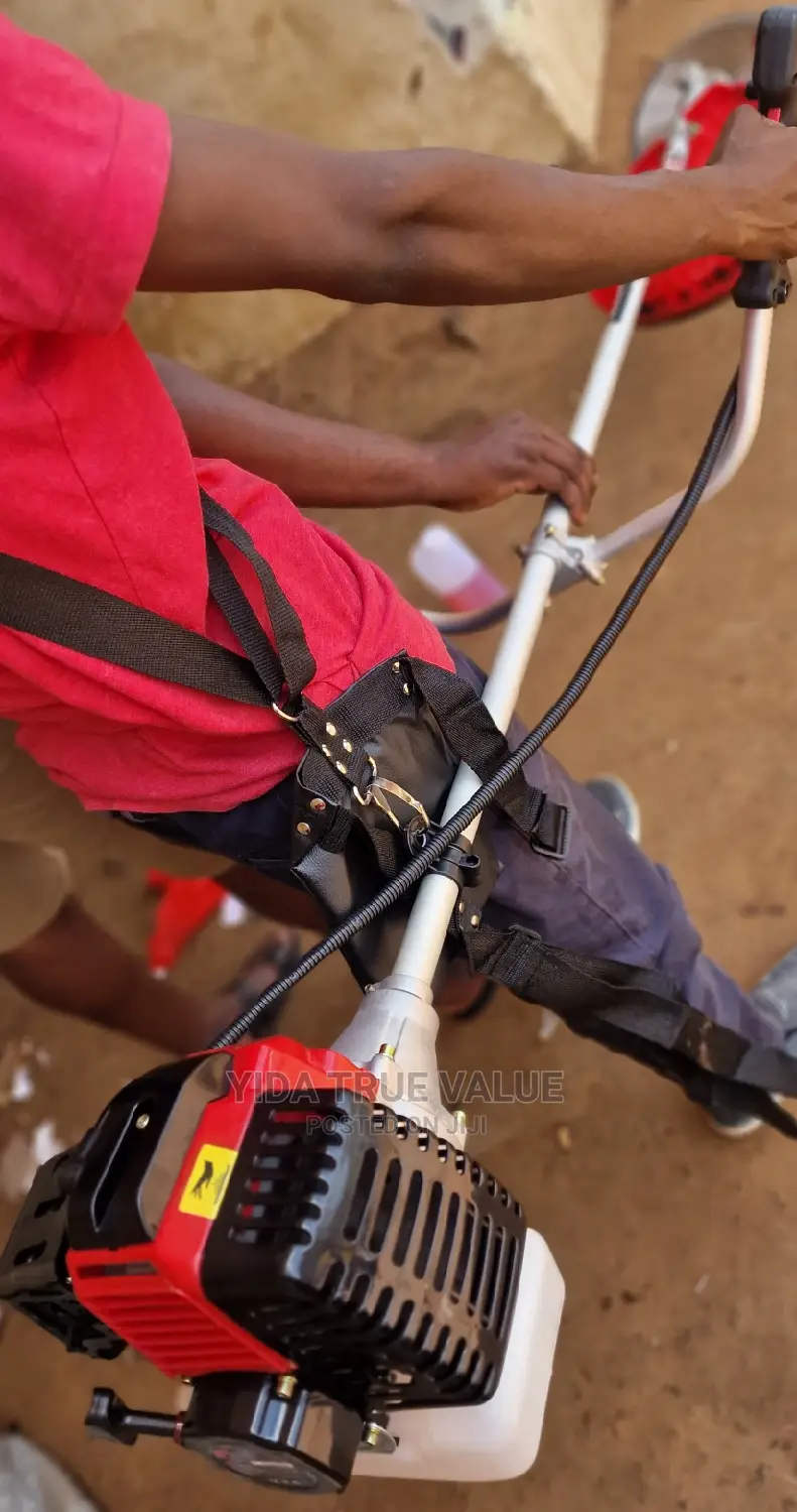 Bush Cutter / Brush Cutter for Heavy Duty Work