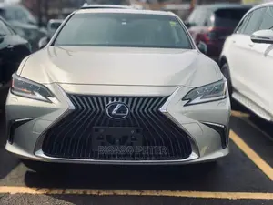 Lexus ES 2020 Silver