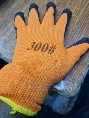 Safty Gloves With A Hard Cover