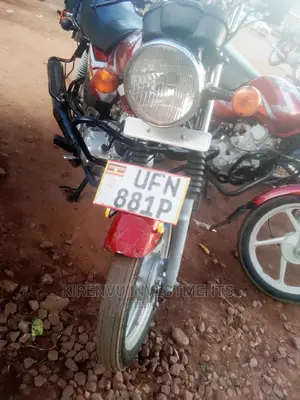 TVS HLX 125 2021 Red